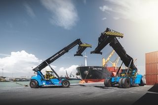 industrial habour equipment photography commercial south africa photographer professional heavy machinery paterson simons pasico ghana hlb